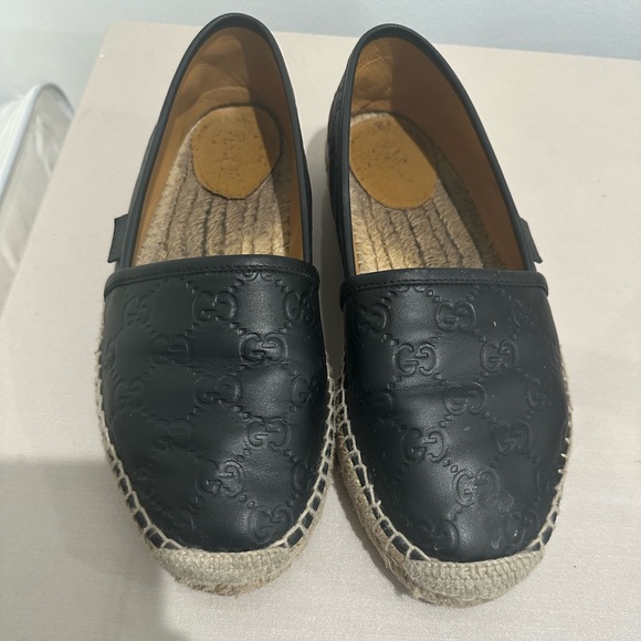 Gucci womens shoes - Picture 2 of 2